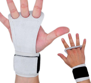 Strong 3 Hole Gymnastics Grip With Professional Design For Better Stability Smooth Performance And Comfortable Training Sessions - Product Image 1