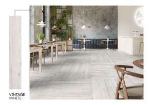 Baldosa de porcelana mate de tono natural 8x48 diseñada para soportar el alineamiento estilo tabla, con superficie lisa, equilibrada y duradera. - Product Image 2