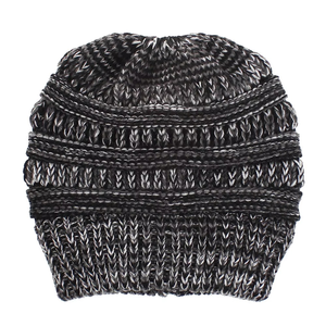 Bonnet tricoté rayé imprimé numérique pour femme, collection automne-hiver, avec crochet extensible pour queue de cheval haute, chaud et élastique, idéal pour l'extérieur - Product Image 3