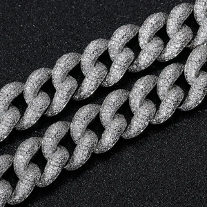 Bracelet cubain en moissanite avec logo personnalisé, style hip-hop, plaqué or 18 carats, disponible au meilleur prix, directement de l'usine. - Product Image 4