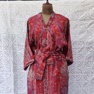 Kimono de Lujo Tejido a Mano con Diseño Paisley, de Lana, con Cinturón para Atar en la Cintura, Manga Corta, Bata de Estar por Casa, Ropa para Relajarse en Casa - Product Image 1
