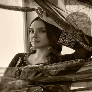 Robes panjabi pakistanaises brodées en velours pour femmes sur velours costumes 3 pièces pakistanais Salwar Kameez par Tawakkal Vol MINAKARI - Product Image 3