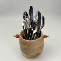 Nieuwe aanwinst: houten bestekhouder met kralenhandvat, luxe design voor thuis, keuken, hotel en restaurant, tegen een lage prijs in India.