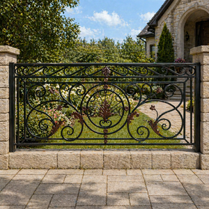 Panneaux de clôture en fer forgé de qualité supérieure pour usage extérieur domestique, panneaux de clôture en métal durables pour l'intimité, résistants à la rouille, design personnalisé - Product Image 3