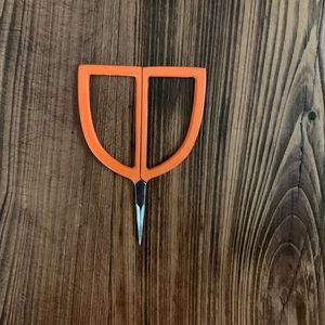 Tijeras Pudgie de Kelmscott Designs, ideales para bordado, punto de cruz y quilting. - Product Image 4