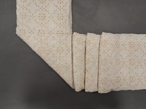 Tela Hakoba de Algodón Blanco Premium Directo de Fábrica por Metro - Material con Bordado Floral Calado Estilo Chikankari - Product Image 5
