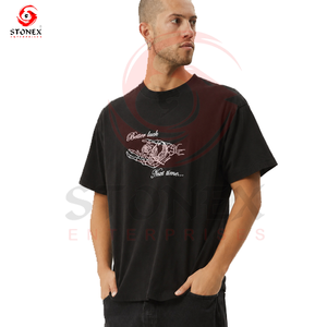 Camiseta Negra Extra Grande con Estampado Gráfico para Hombre – Camiseta de Algodón Premium Estilo Urbano con Estampado Vintage - Product Image 3
