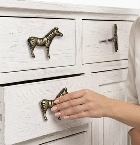 Poignée de meuble en fonte en forme de zèbre, design moderne, réglable, écologique, pour commode, tiroir, maison, bureau - Product Image 4