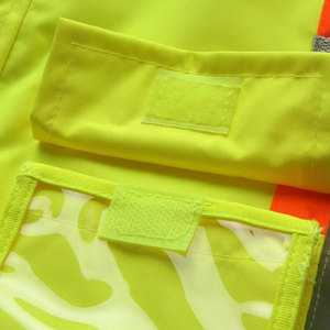 Veste de sécurité réfléchissante à haute visibilité avec capuche, poches et fermeture éclair pour vêtements de travail - Product Image 5