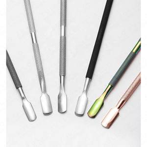 Pousse-cuticules double face en acier inoxydable avec revêtement personnalisé, nettoyeur de peaux mortes, outil de manucure à marque privée - Product Image 2
