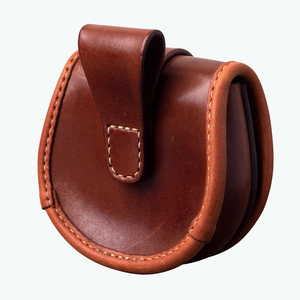 Pochette de chasse en cuir véritable marron de 15 pouces, sangle d'épaule arquée détachable, fermeture à fermoir sécurisée, design classique unisexe pour la chasse - Product Image 5