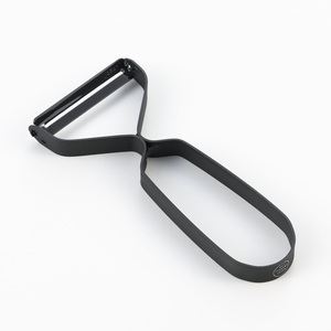 Éplucheur en aluminium, 6 couleurs, produit fabriqué au Japon, aluminium anodisé coloré, ustensiles de cuisine, lame en acier inoxydable, léger - Product Image 1