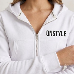 Ensemble deux pièces blanc uni pour femme : short et sweat à capuche court zippé sur le devant avec fente arrière – Tenue de sport active - Product Image 2