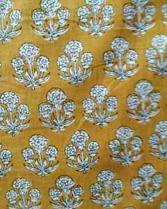 Tissu imprimé à la main pour table, en coton à fibres longues, imprimé à la main, alternative au block print indien - Product Image 2