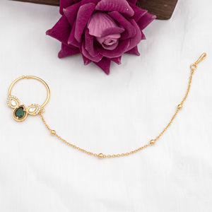 Élégant anneau de nez de mariée plaqué or avec pierre émeraude verte et chaîne, piercing de nez traditionnel indien pour mariage - Product Image 4