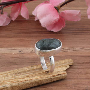 Venta al por Mayor de Joyería Minimalista de Plata de Ley 925 con Engaste de Labradorita Natural Simple, Gema Azul Fuego, para Apilar - Product Image 3