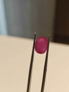 พลอยทับทิมสีแดงทรงคุชชั่น 3.69 กะรัต พลอยธรรมชาติสำหรับแหวนหมั้น จี้ และเครื่องประดับชั้นดี - Product Image 2