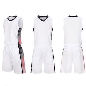 Uniforme de Baloncesto Premium Personalizable con Logotipo del Equipo, Jersey y Pantalones Cortos de Secado Rápido y Transpirables para Equipos - Product Image 1