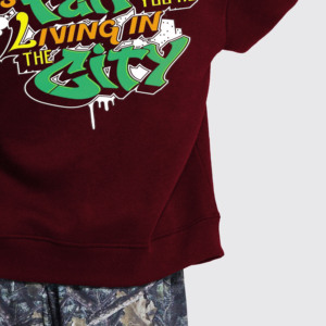 Sweat-shirt à capuche bordeaux pour homme, coupe classique, manches standard, streetwear, logo imprimé sur le devant, 100 % coton molletonné, hiver, avec poche - Product Image 2