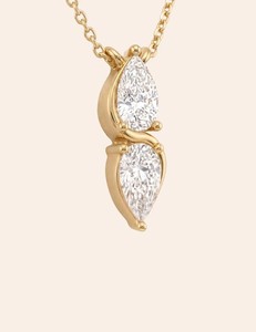 Collar con Colgante de Diamantes de Corte Pera Doble en Oro Amarillo Sólido, Gargantilla Minimalista con Dos Piedras en Racimo Vertical, Elegante para Uso Diario - Product Image 3