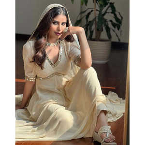 ชุดราตรีดีไซน์สวยสำหรับงานปาร์ตี้สวมใส่กับ dupatta หรูหรา - Product Image 6