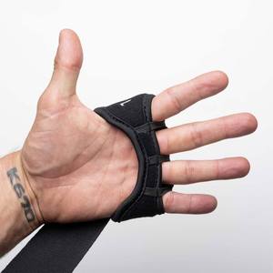 ถุงมือพันมือแบบ OEM Boxing Quick Wrap พร้อมแผ่นเจลกันกระแทกสูง สำหรับป้องกันมือในการเล่นคิกบ็อกซิ่ง มวยไทย MMA และกีฬาต่อสู้อื่นๆ - Product Image 4