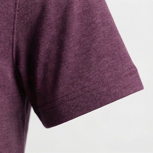 Polo à manches courtes pour homme, couleur violette, avec poche poitrine, design tricoté uni, coupe classique - Product Image 6