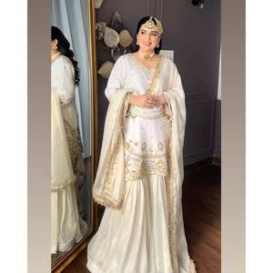 Magnifique haut et bas de fête avec Dupatta Taille XL - Product Image 2