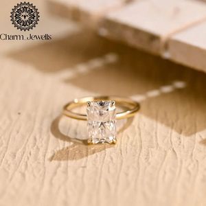 Bague de fiançailles classique pour femme Charm_Jewells en moissanite taille coussin, plaqué or 18 carats, sertie à griffes, certifiée IGI, 3 grammes - Product Image 1