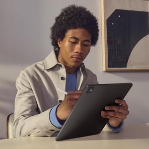 Para iPad Pro 13 M5: Pantalla Ultra Retina XDR, 256 GB, Cámara Frontal de 12 MP, Cámara Trasera de 12 MP, Wi-Fi 7, Face ID, Batería de Larga Duración - Product Image 3