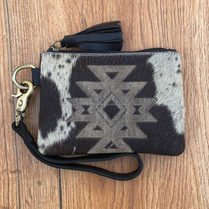 Nouveau femmes en cuir de vachette véritable luxe téléphone portable bracelet sac à main portefeuille Vintage pochette à glissière gland gravure Laser - Product Image 2