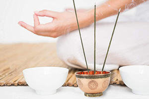 Cuenco de Cobre de Siete Chakras Pequeño para Incienso y Meditación, Usos Múltiples, de Proveedores Indios - Product Image 4
