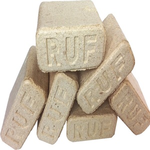 Granulés de bois/Briquettes de bois/Granulés de coques de riz Teneur en cendres 1,5% Calorité 4500J Densité 600-800kg/m Diamètre 6-8mm - Product Image 6