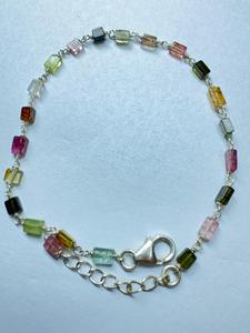 Pulsera Ajustable de Plata de Ley 925 Certificada con Turmalina Multicolor en Tubo, Estilo Étnico Hindú, Regalo Unisex al por Mayor - Product Image 4