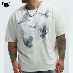 เสื้อยืดคอตตอน 100% ทรงหลวม พิมพ์ลายกราฟิกนก สำหรับผู้ชาย สกรีนโลโก้ได้ตามต้องการ เสื้อผ้าสตรีทแวร์แบบยูนิเซ็กส์ ขายส่ง รับผลิตแบบ OEM ODM - Product Image 1