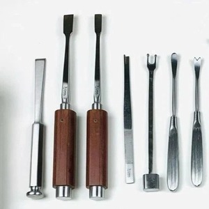 ชุดเครื่องมือผ่าตัดกระดูกขากรรไกรและใบหน้าของ Azicon ทำจากเหล็กกล้าไร้สนิม สำหรับการแก้ไขและฟื้นฟูโครงสร้างขากรรไกร ประกอบด้วยเครื่องมือตัดกระดูกและเครื่องมือถ่างขากรรไกร - Product Image 6