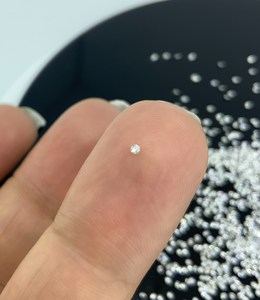 Diamante de laboratorio (-2 BAG) 0.8-1.2mm CVD Blanco Redondo Suelto D E F VVS VS Corte Brillante Redondo Diamante Cultivado en Laboratorio para Joyería - Product Image 3
