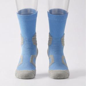 Chaussettes de basketball professionnelles antidérapantes, respirantes, performantes, durables, douces, pour la gym et l'entraînement, couleur personnalisable, adaptées à la pratique sportive - Product Image 1