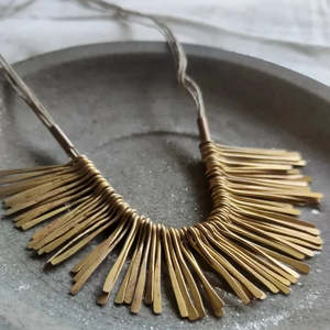 Collar de Lujo con Incrustaciones de Cobre, Diseño Floral Turquesa, Joyería Artesanal, Collar Ancho - Product Image 3
