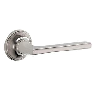 Manija de palanca para puerta de gabinete de acero niquelado para el hogar, personalizable con barra de privacidad y cerradura de puerta. - Product Image 1