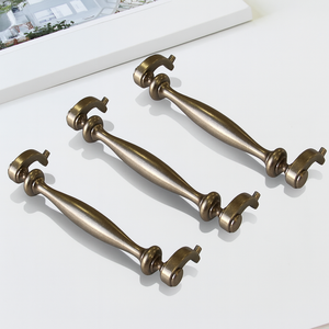 High Quality <b>Antique</b> <b>Brass</b> Zinc Alloy European Style Cabinet Handles Drawer Pulls for Kitchen Wardrobe Dresser-Durable - Product Image 1