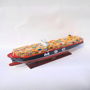 MSC OSCAR - Maqueta de Buque de Carga Comercial Internacional de Madera Hecha a Mano para Exhibición, Colección o Regalo de Recuerdo - Product Image 1