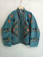 Veste Bohème en Velours Turquoise Suzani pour Femme, Broderie Florale Artisanale Indienne, pour un Style Quotidien Sublimé