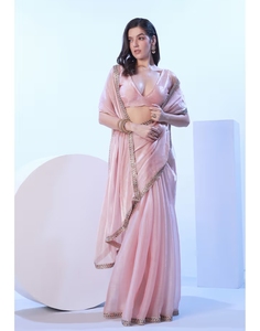 Sari Tradicional de Fiesta para Mujer KV, en Organza Rosa con Adornos de Viscosa y Seda, Sin Arrugas, de Diseño, con Blusa Sin Coser - Product Image 1