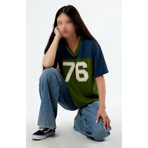 Camiseta de fútbol americano de malla deportiva 2026 para hombre, personalizada con nombre de equipo, serigrafía, estilo holgado para adultos, para práctica. - Product Image 1