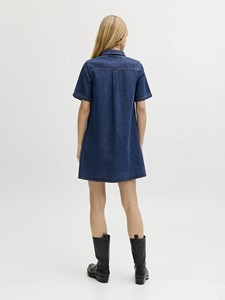 Robe décontractée en jean CONX pour le printemps, col en V, sans manches, séchage rapide, coupe trapèze mi-mollet, boutonnée, unie, 100 % coton, délavée à l'acide, vente en gros - Product Image 3