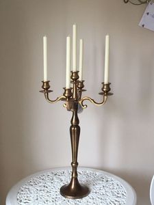 Candelabro de latón de 5 brazos, estilo vintage, portavelas de metal para decoración del hogar, artículos de exhibición para mesa, ideas de decoración para bodas y eventos. - Product Image 4