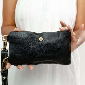 New Women's Western Fashion Hand Tooled <b>Leather</b> & Cowhide Smart <b>Phone</b> <b>Bag</b> Handmade Genuine <b>Leather</b> Cell <b>Phone</b> Crossbody Purse - Product Image 6