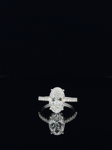 Anillo de Compromiso con Diamante Cultivado en Laboratorio, Corte Ovalado de 3.01CT, Certificado, en Oro Blanco de 14KT, Unisex, Color E-F, Claridad VS1, de Lujo - Product Image 3