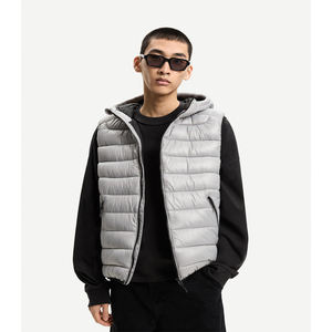 เสื้อกั๊กพัฟเฟอร์บุใยสังเคราะห์แบบมีซิป สกรีนโลโก้ได้ตามต้องการ ขายดี เสื้อกันหนาวบุหนาสำหรับผู้ชาย มีฮู้ด อุ่นสบาย เหมาะสำหรับกิจกรรมกลางแจ้งในฤดูหนาว - Product Image 4